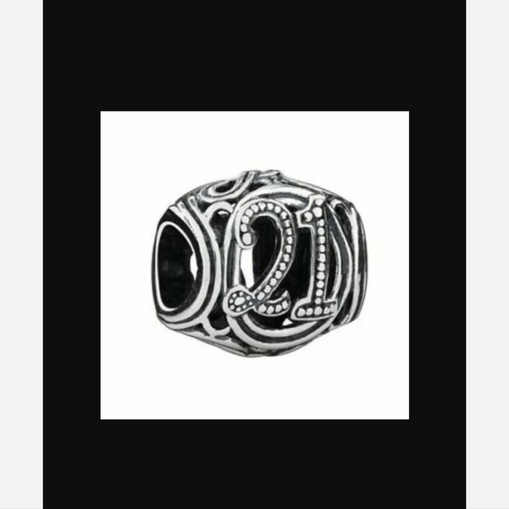 Charmilia 21 Charm- Brand New!!